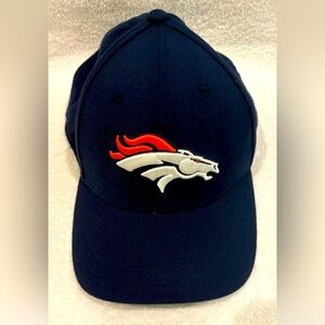 Denver Broncos new era NFL 39 Thirty medium large with Embroidered Logo
